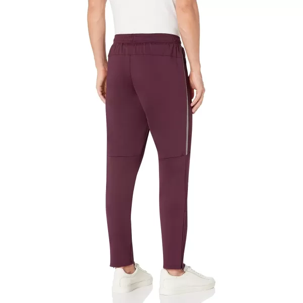 Amazon Essentials Mens Performance Stretch Knit Training PantBurgundy