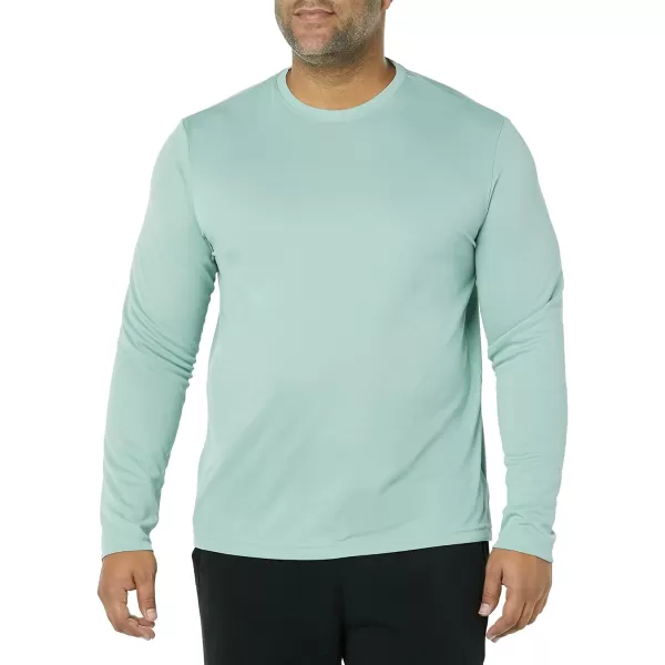 Amazon Essentials Mens Performance Tech LongSleeve TShirtSage Green