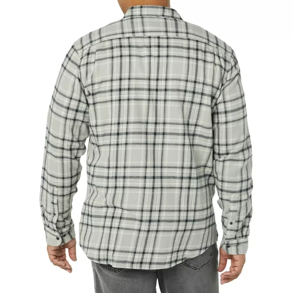 Amazon Essentials Mens RegularFit LongSleeve TwoPocket Flannel ShirtLight GreyBlack Plaid