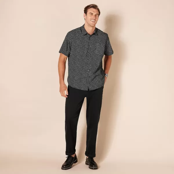 Amazon Essentials Mens RegularFit ShortSleeve Print ShirtBlack Floral