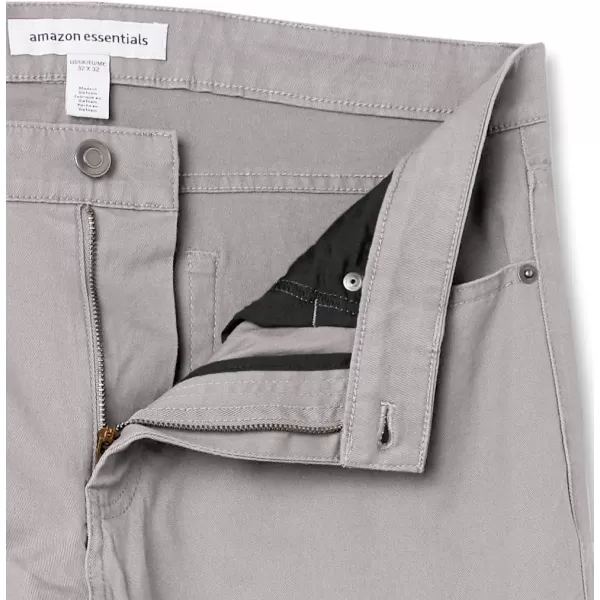 Amazon Essentials Mens RelaxedFit 5Pocket Stretch Twill PantLight Grey