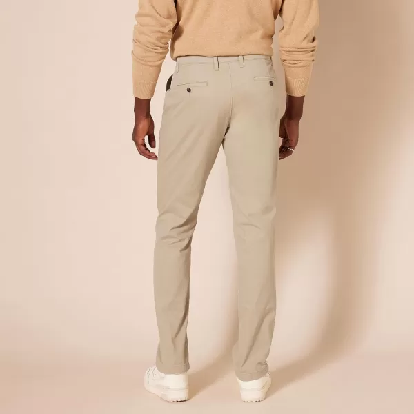 Amazon Essentials Mens RelaxedFit Casual Stretch Khaki PantKhaki Brown