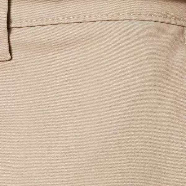 Amazon Essentials Mens RelaxedFit Casual Stretch Khaki PantKhaki Brown