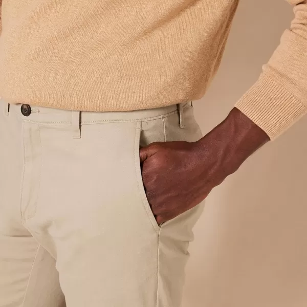 Amazon Essentials Mens RelaxedFit Casual Stretch Khaki PantKhaki Brown
