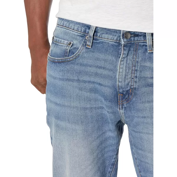 Amazon Essentials Mens RelaxedFit Stretch JeanLight Wash