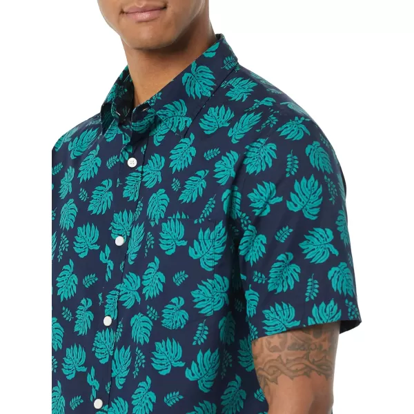 Amazon Essentials Mens ShortSleeve Stretch Poplin Shirt Available in Big amp TallNavy Leaf Print