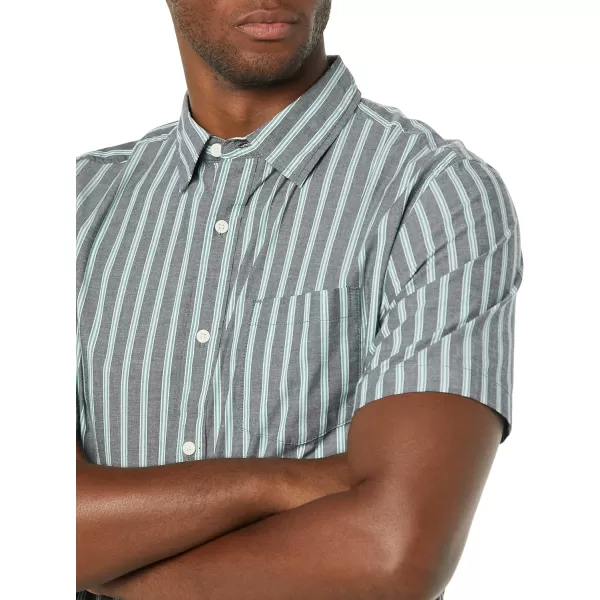 Amazon Essentials Mens ShortSleeve Stretch Poplin Shirt Available in Big amp TallNavy Stripe