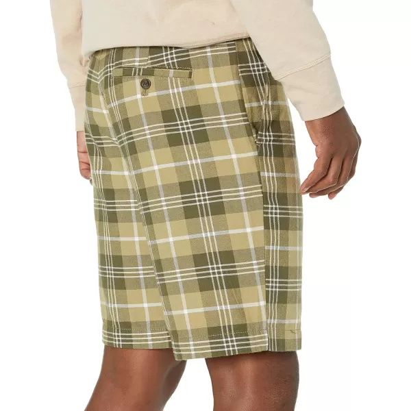 Amazon Essentials Mens SlimFit 9 ShortLight Olive Plaid