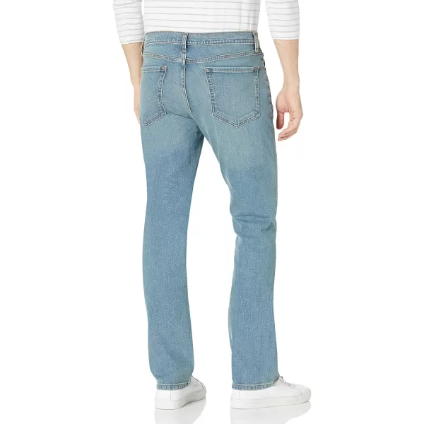 Amazon Essentials Mens SlimFit Bootcut JeanLight Blue Vintage