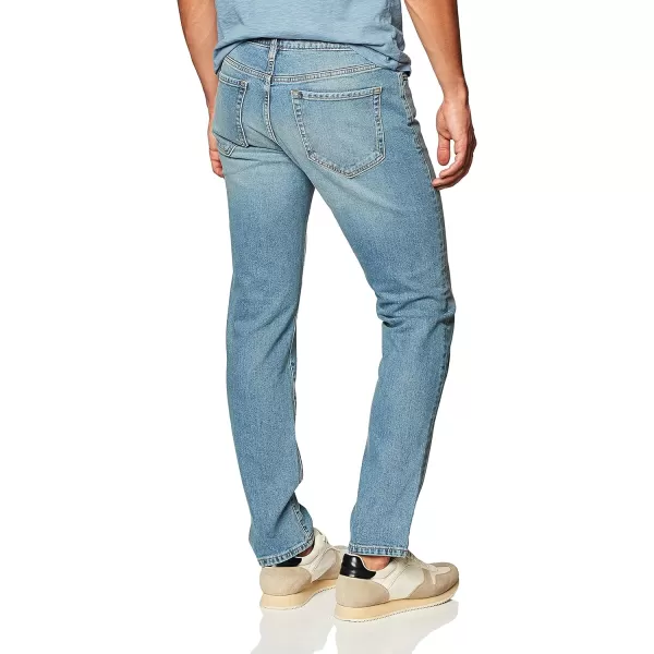 Amazon Essentials Mens SlimFit JeansLight Wash