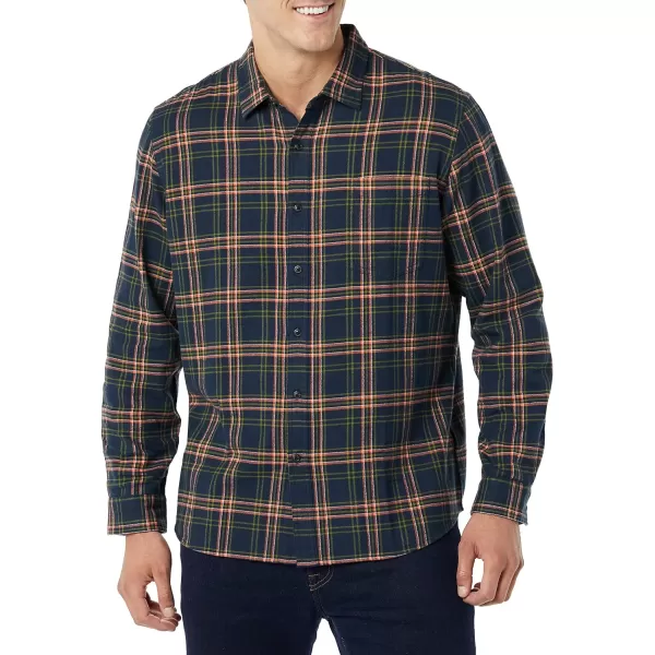 Amazon Essentials Mens SlimFit LongSleeve Flannel ShirtDark Green Plaid