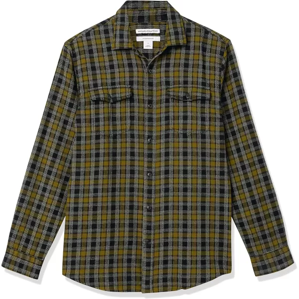 Amazon Essentials Mens SlimFit LongSleeve TwoPocket Flannel ShirtDark Olive Plaid