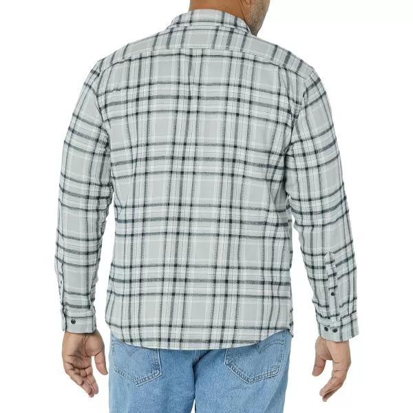 Amazon Essentials Mens SlimFit LongSleeve TwoPocket Flannel ShirtLight GreyBlack Plaid