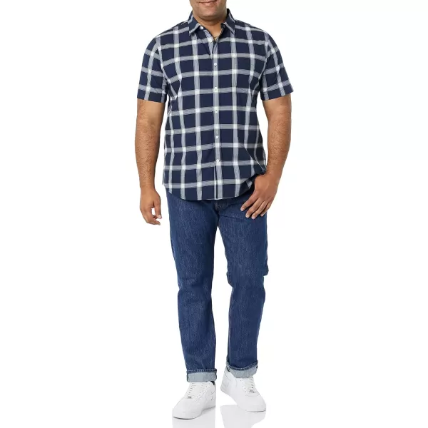 Amazon Essentials Mens SlimFit ShortSleeve Poplin ShirtNavy White Buffalo Plaid