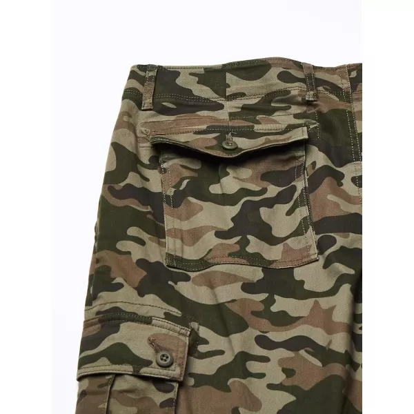 Amazon Essentials Mens StraightFit Stretch Cargo Pant Available in Big amp TallGreen Camo