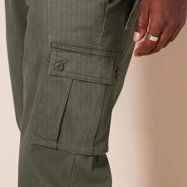 Amazon Essentials Mens StraightFit Stretch Cargo Pant Available in Big amp TallOlive