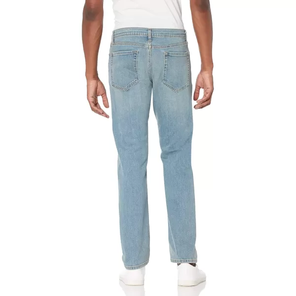 Amazon Essentials Mens StraightFit Stretch JeanLight Blue Vintage