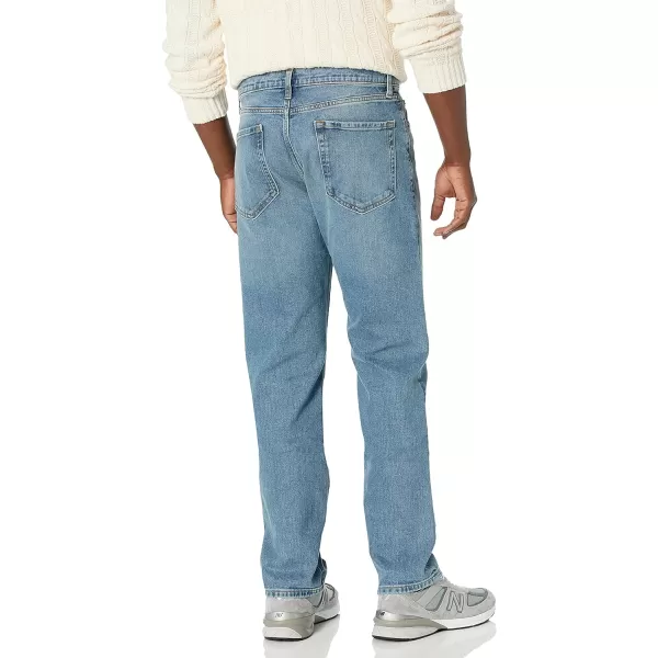 Amazon Essentials Mens StraightFit Stretch JeanLight Wash