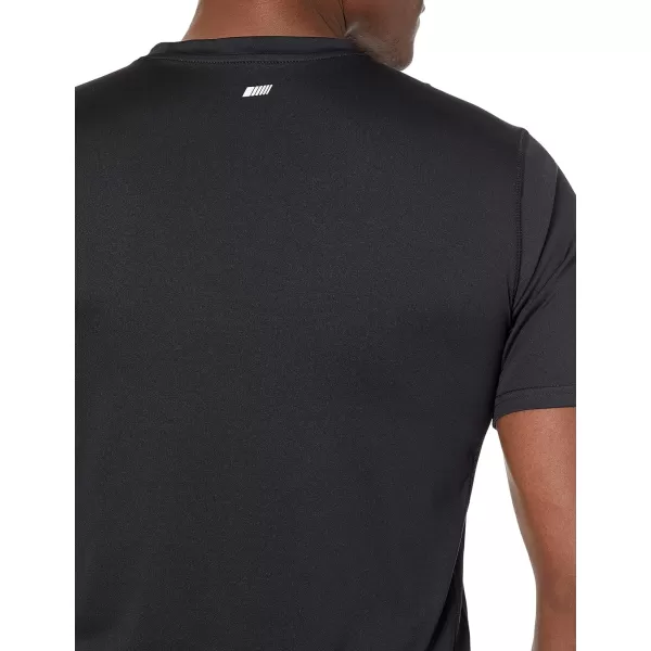 Amazon Essentials Mens Tech Stretch ShortSleeve TShirtBlack