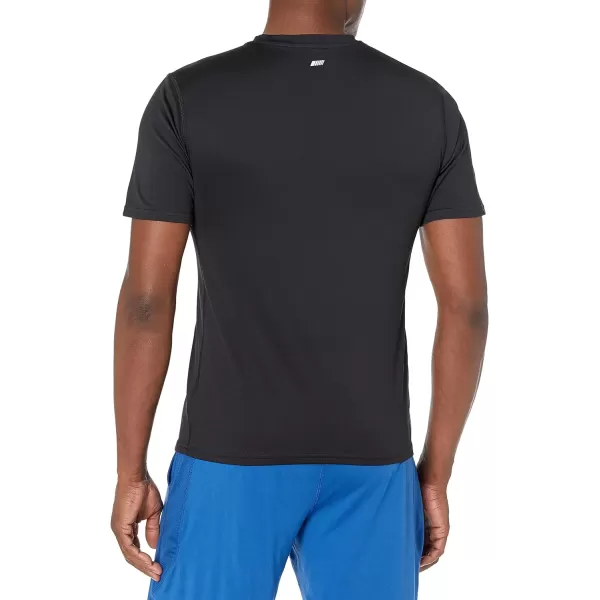 Amazon Essentials Mens Tech Stretch ShortSleeve TShirtBlack