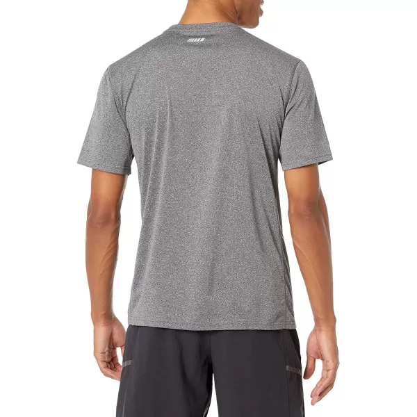 Amazon Essentials Mens Tech Stretch ShortSleeve TShirtBlack Heather