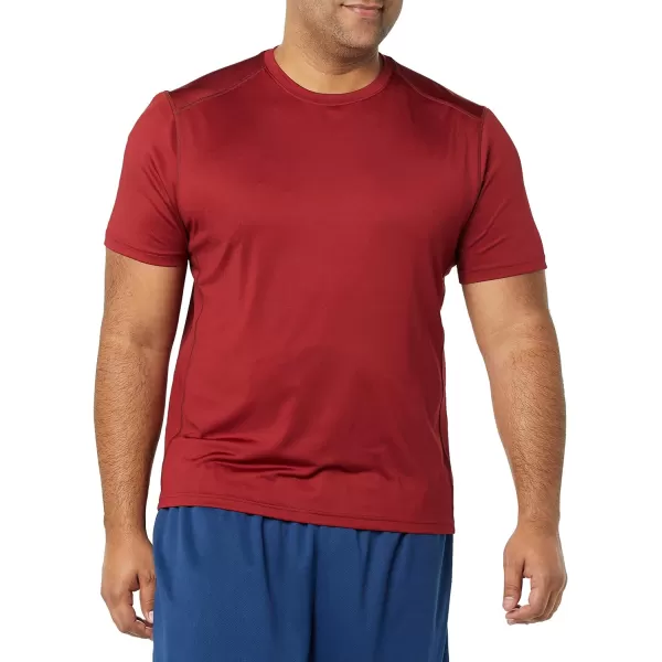 Amazon Essentials Mens Tech Stretch ShortSleeve TShirtBurgundy