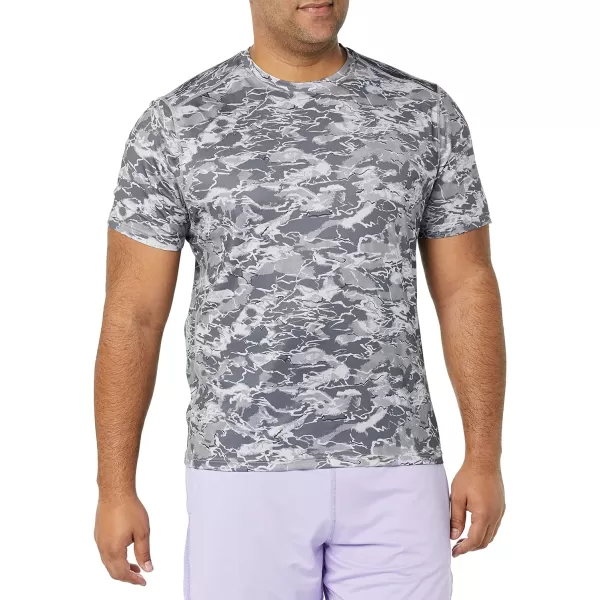 Amazon Essentials Mens Tech Stretch ShortSleeve TShirtGrey Abstract