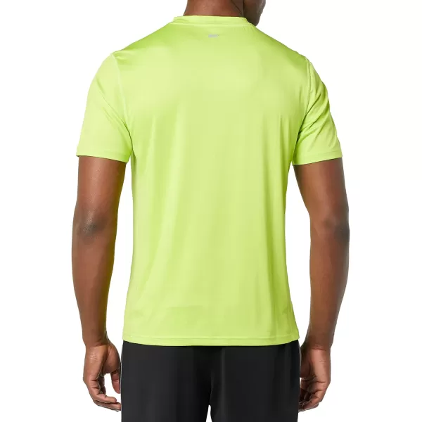 Amazon Essentials Mens Tech Stretch ShortSleeve TShirtLime Green