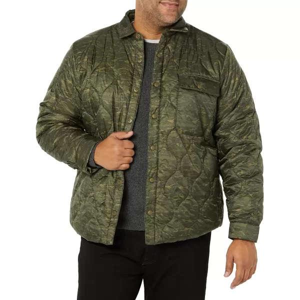Amazon Essentials Mens WaterResistant Sherpa Lined Quilted Shirt JacketGreen Camo