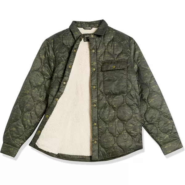 Amazon Essentials Mens WaterResistant Sherpa Lined Quilted Shirt JacketGreen Camo
