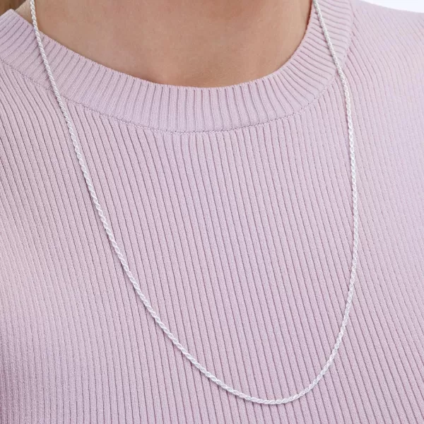 Amazon Essentials Sterling Silver Diamond Cut Rope Chain NecklaceSilver 24