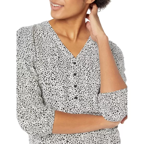 Amazon Essentials Womens 34 Sleeve Button Popover ShirtBlack White Animal Print