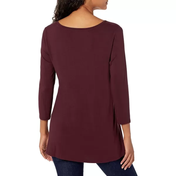 Amazon Essentials Womens 34 Sleeve VNeck Swing TShirt Available in Plus Size Pack of 2BlackBurgundy