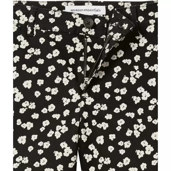 Amazon Essentials Womens 5 Inseam Chino ShortStraight Black Scandi Floral