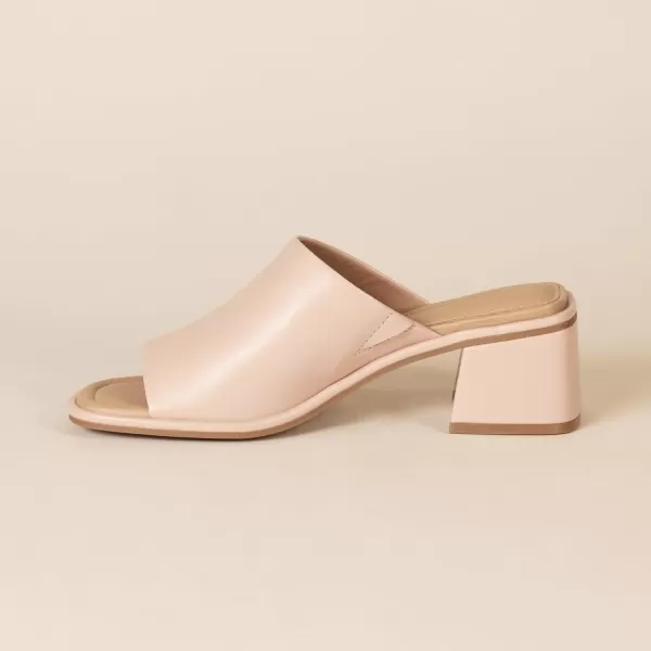 Amazon Essentials Womens Block Heel MuleBeige