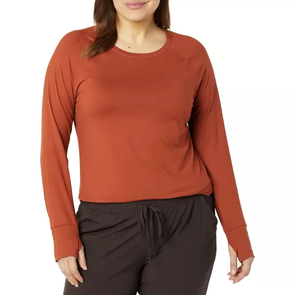 Amazon Essentials Womens Brushed Tech Stretch LongSleeve Crewneck Shirt Available in Plus SizeRich Chestnut Brown