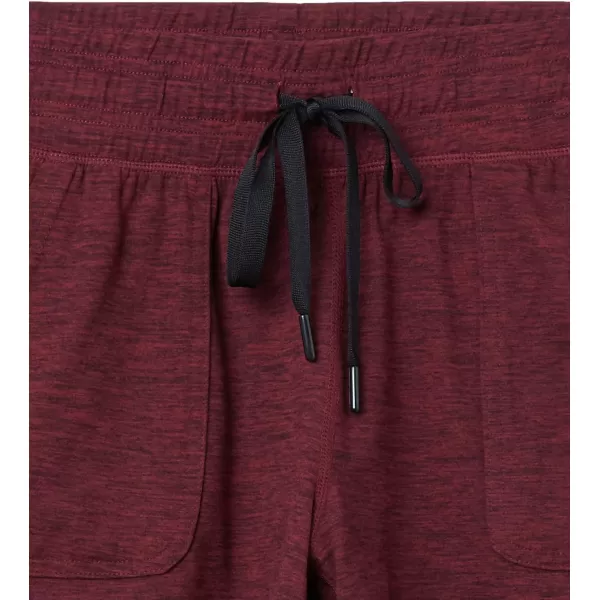 Amazon Essentials Womens Brushed Tech Stretch Short Available in Plus SizeBurgundy Space Dye