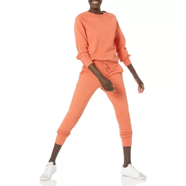 Amazon Essentials Womens ClassicFit Gathered LongSleeve Crewneck SweatshirtClay