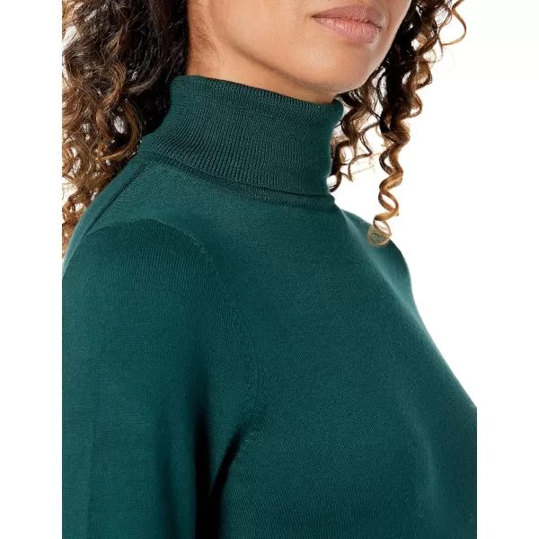 Amazon Essentials Womens ClassicFit Lightweight LongSleeve Turtleneck Sweater Available in Plus SizeForest Green