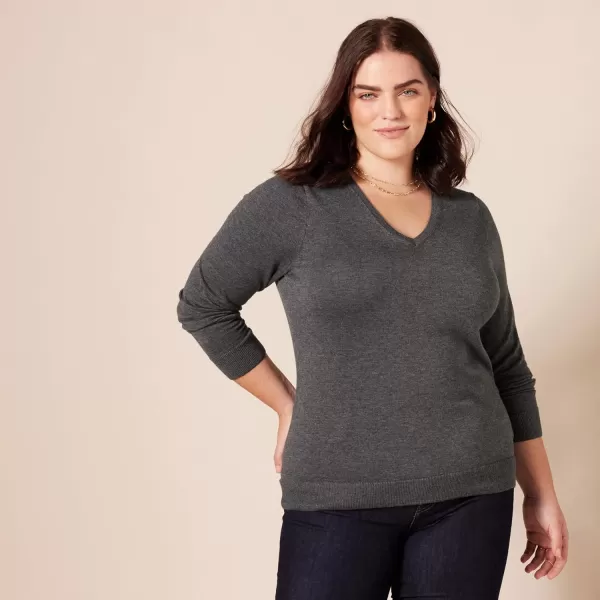 Amazon Essentials Womens ClassicFit Lightweight LongSleeve VNeck Sweater Available in Plus SizeCharcoal Heather