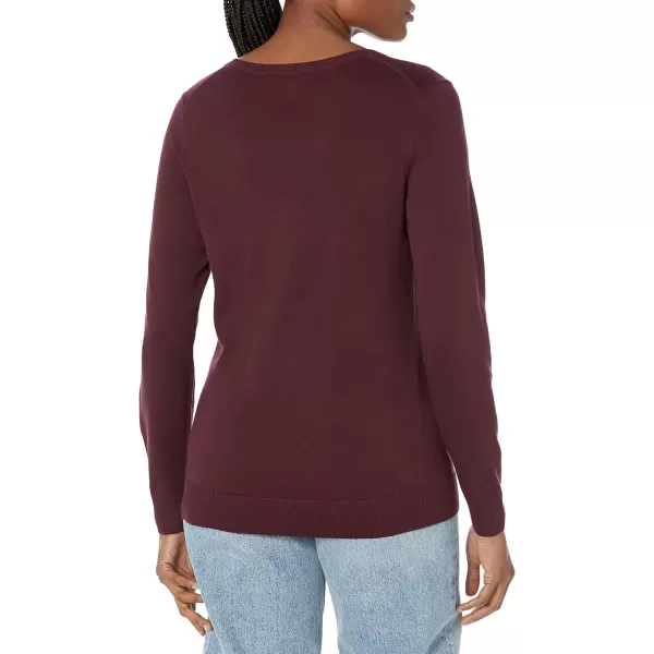 Amazon Essentials Womens ClassicFit Lightweight LongSleeve VNeck Sweater Available in Plus SizeDark Burgundy