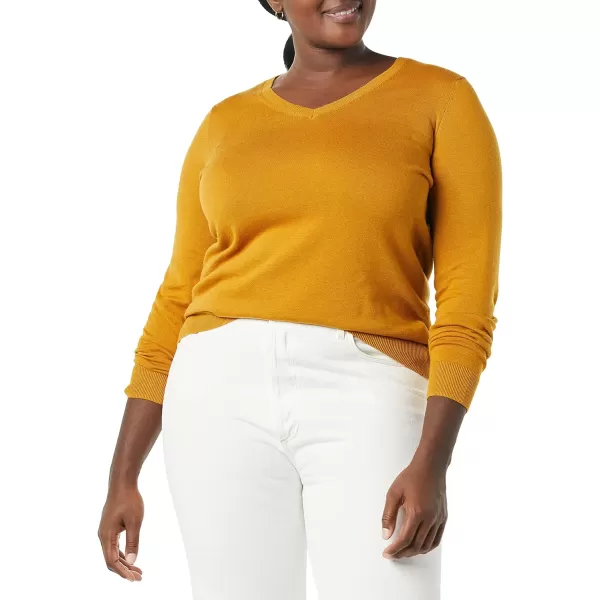 Amazon Essentials Womens ClassicFit Lightweight LongSleeve VNeck Sweater Available in Plus SizeDark Golden Yellow