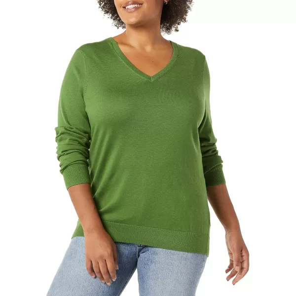 Amazon Essentials Womens ClassicFit Lightweight LongSleeve VNeck Sweater Available in Plus SizeGreen