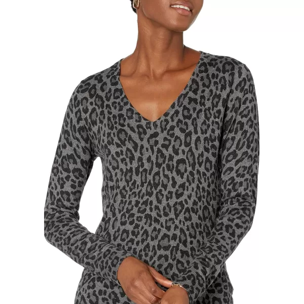 Amazon Essentials Womens ClassicFit Lightweight LongSleeve VNeck Sweater Available in Plus SizeGrey Heather Leopard Print