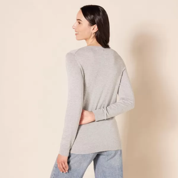 Amazon Essentials Womens ClassicFit Lightweight LongSleeve VNeck Sweater Available in Plus SizeLight Grey Heather