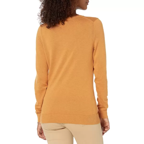 Amazon Essentials Womens ClassicFit Lightweight LongSleeve VNeck Sweater Available in Plus SizeMustard Heather