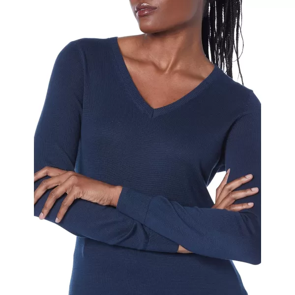 Amazon Essentials Womens ClassicFit Lightweight LongSleeve VNeck Sweater Available in Plus SizeNavy