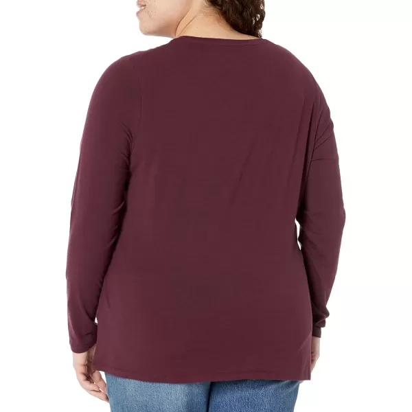 Amazon Essentials Womens ClassicFit LongSleeve Crewneck TShirt Available in Plus SizeBurgundy