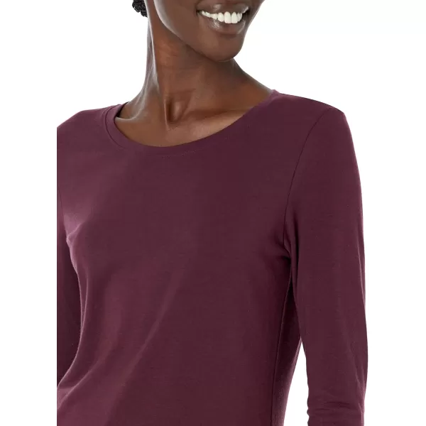 Amazon Essentials Womens ClassicFit LongSleeve Crewneck TShirt Available in Plus SizeBurgundy