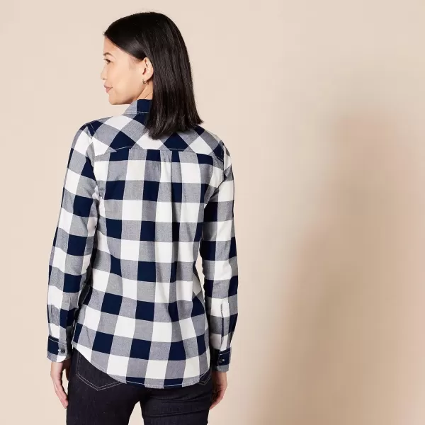 Amazon Essentials Womens ClassicFit LongSleeve Lightweight Plaid Flannel ShirtNavy Buffalo Plaid